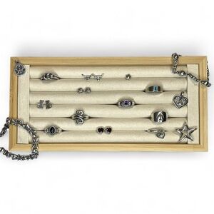 Vintage JAMES AVERY Kitty Cat Stud Silver Earrings- Era 1980-1990’s - RARE PAIR